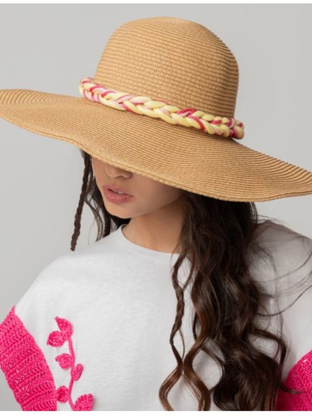 J Crew M/L Wide Brim Straw Sun Tan woman's hat